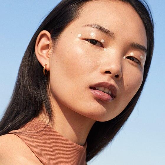 Glow Up Your Summer Makeup Routine Glow Up Your Summer Makeup Routine