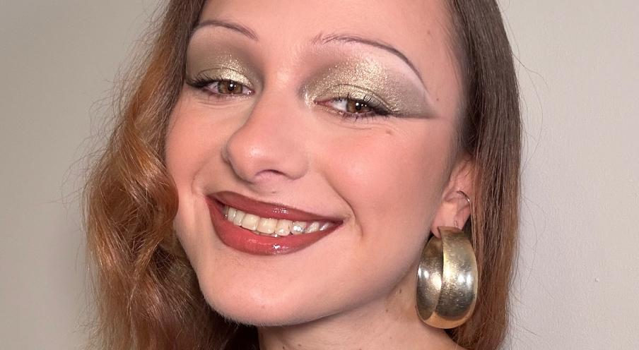 My Eyes Are The Party: Bold and Joyful Party Makeup Look My Eyes Are The Party: Bold and Joyful Party Makeup Look